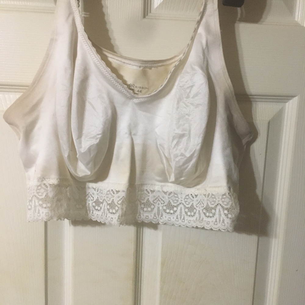 Ruby Ribbon White Lace-Trim Wireless Bralette
